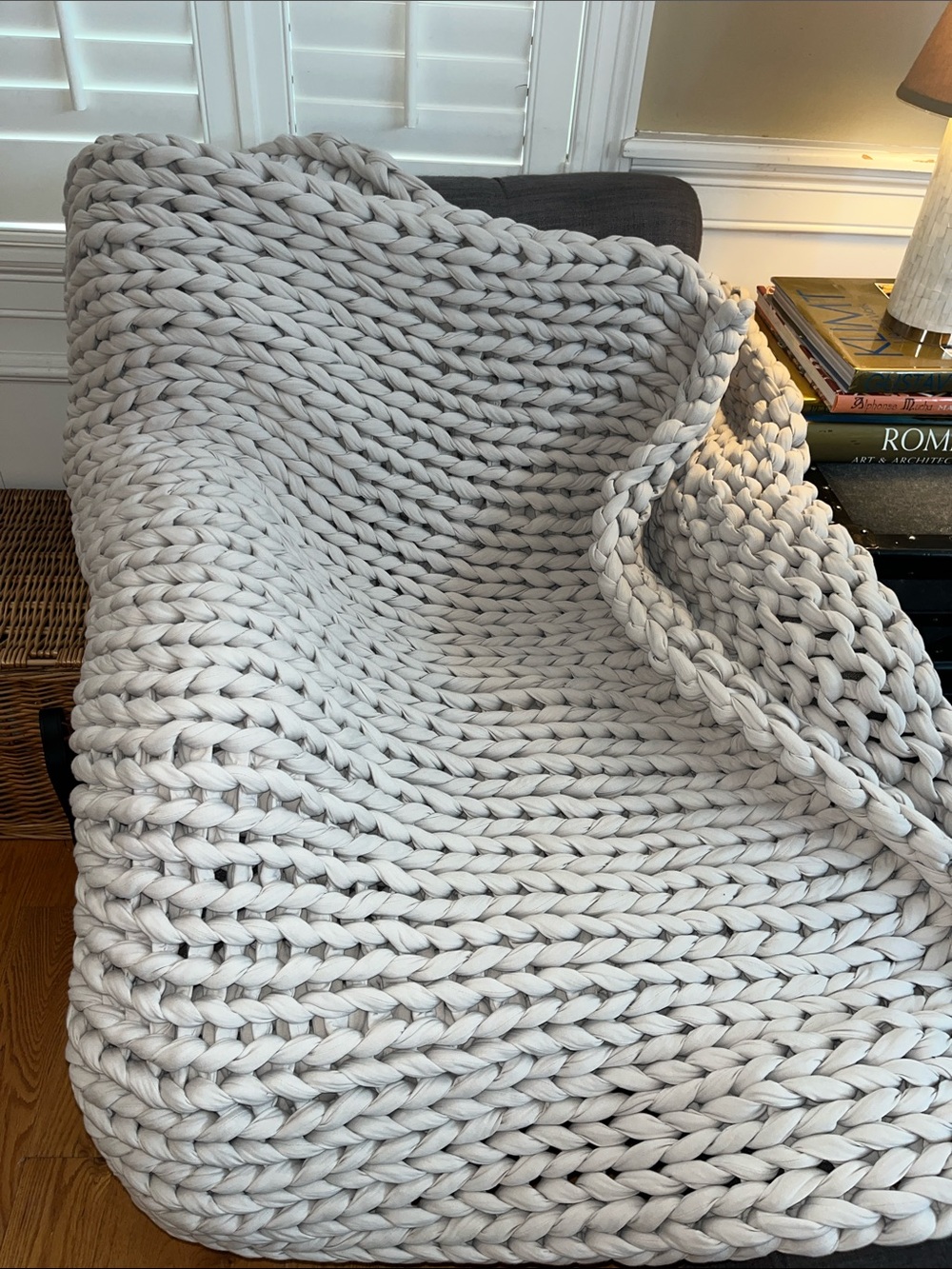 Bearaby Weighted Blanket in Moonstone Grey - Picture 5 of 7
